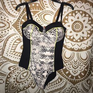 NWOT Padded Monokini
